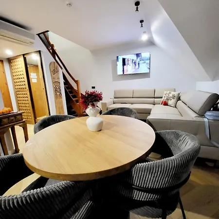 Apartamento Na Stoku Lola 36