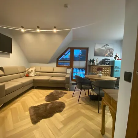 Na Stoku Lola 36 * シクラルスカ・ポレンバ