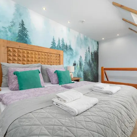 Na Stoku Lola 36 * シクラルスカ・ポレンバ